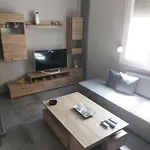 Апартаменты Felou's House 2 Эрмуполис