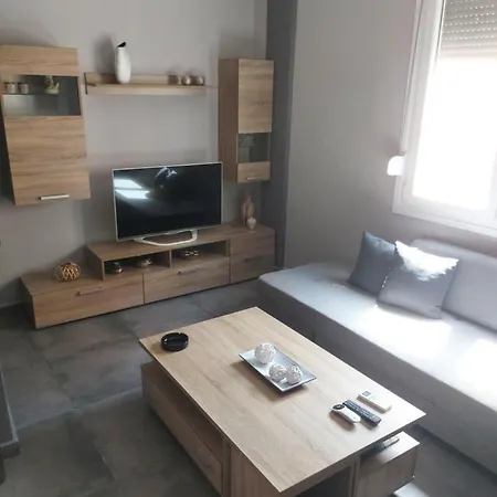 公寓 Felou's House 2 埃尔莫波利斯