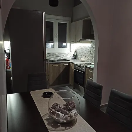 Felou's House 2 公寓 埃尔莫波利斯