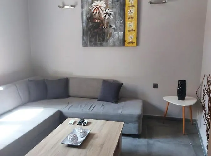 Felou's House 2 Apartment Ermoupoli